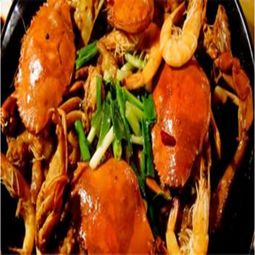 饞胖肉蟹煲 從爆款產(chǎn)品到連鎖加盟，解讀其餐飲管理之道